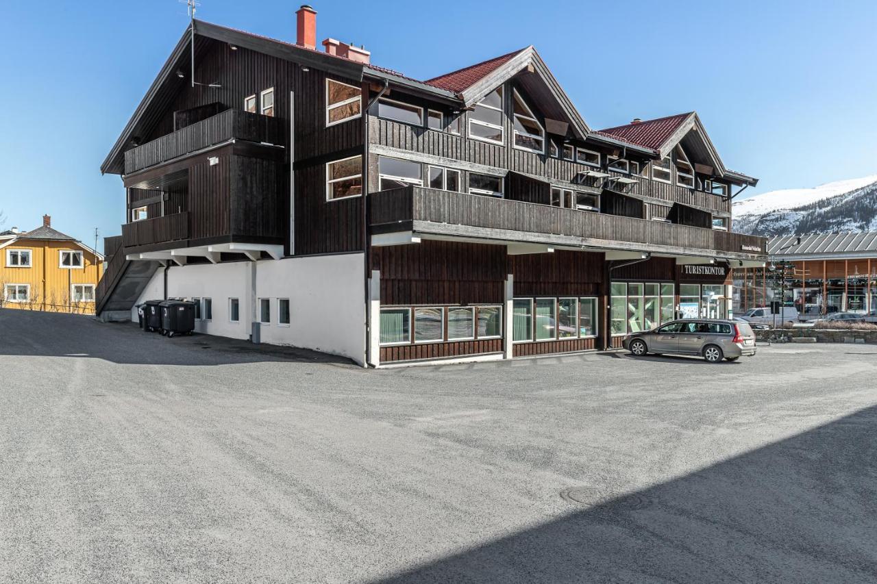 Apartment Skiers 2 - Saga